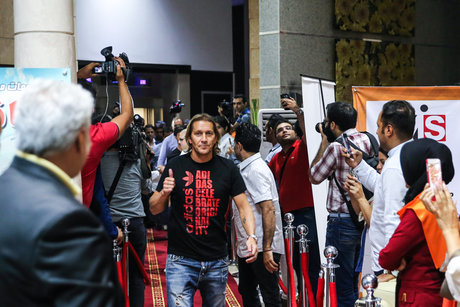 ازدحام در فرودگاه امام به خاطر حضور کارلوس، سالگادو و خواکین